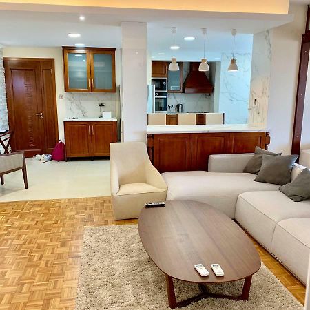 Modern 2 Bed Room Large Apartment Nicosia Eksteriør billede